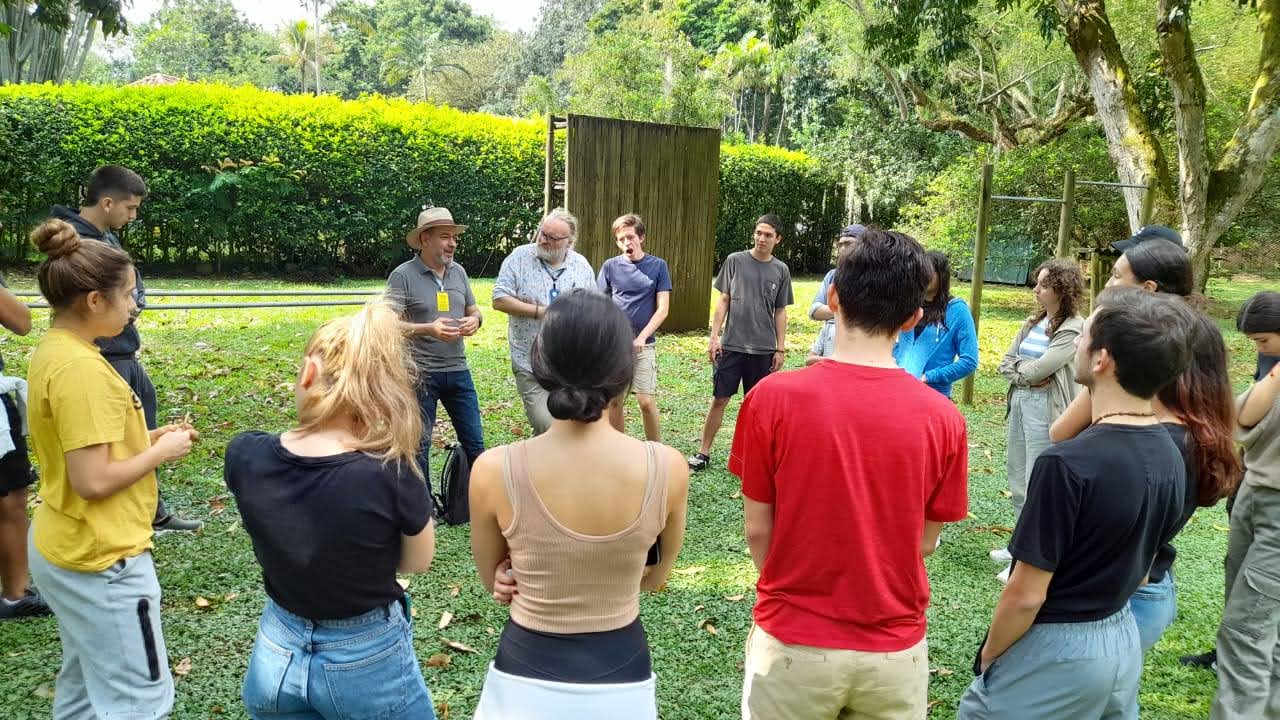 Visit by agricultural scientists – experts in cacao and irrigation systems